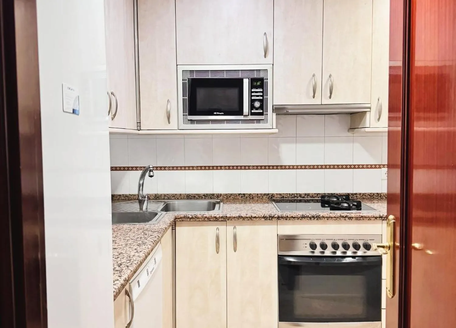 Huge & Full Equiped - Remedios Apartment Seville